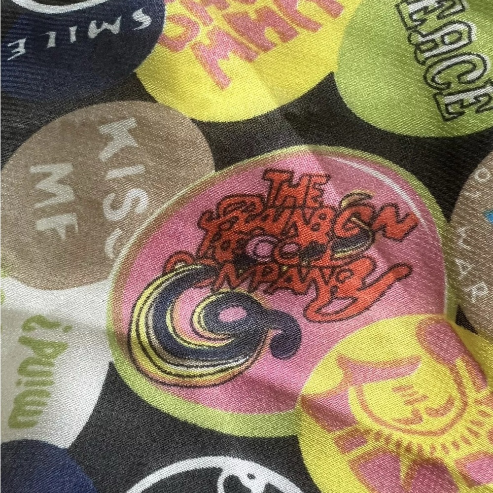 Moschino Silk Peace and Love Activist Button Scarf. - Picture 12 of 13